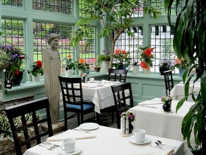 BGDINING ROOM